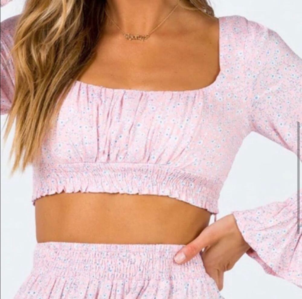 Princess Polly The Susanna Top pink ditsy floral print smocked crop top